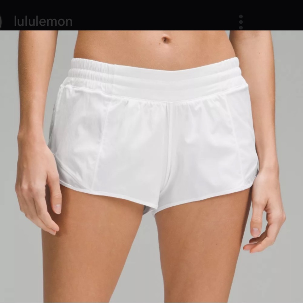 Lululemon 2.5 LR Hotty Hot Shorts Size 2 in White/Light Grey